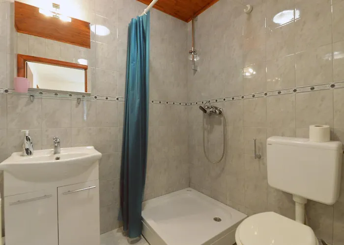 Staro Selo * 穆泰尔岛